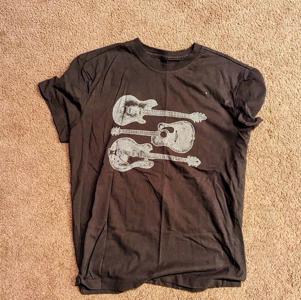 Guitar Graphic Tee